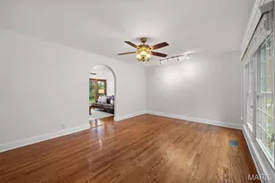 40 Ridgepoint Dr, Chesterfield, MO 63017 - Photo 7