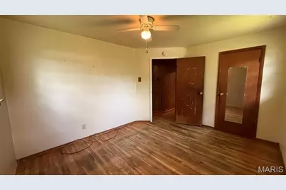 246 Oakborough Drive, Lake Saint Louis, MO 63367 - Photo 19