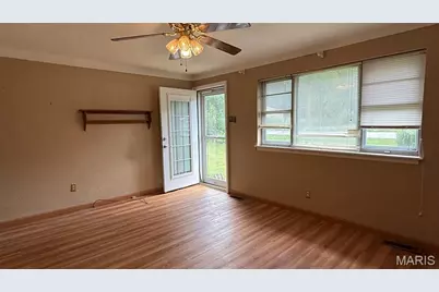 246 Oakborough Drive, Lake Saint Louis, MO 63367 - Photo 3