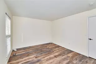 146 Old Buggy Ct, Saint Charles, MO 63304 - Photo 33