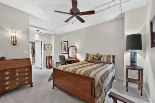915 Olive St, Saint Louis, MO 63101 - Photo 29