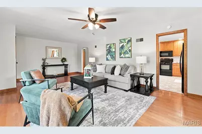 1904 Elm St Street, Saint Charles, MO 63301 - Photo 3