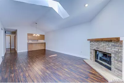 5566 Pierre Court, Unincorporated, MO 63128 - Photo 9