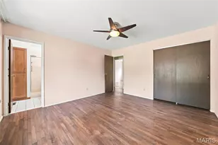 5288 Bloomfield Dr, Saint Louis, MO 63129 - Photo 15