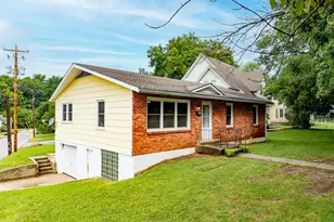 3001 St Marys Ave, Hannibal, MO 63401 - Photo 3