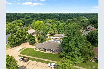 819 Big Bend Woods Drive, Ballwin, MO 63021 - Photo 65