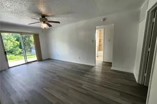 6300 Silver Fox Dr, Florissant, MO 63034 - Photo 5