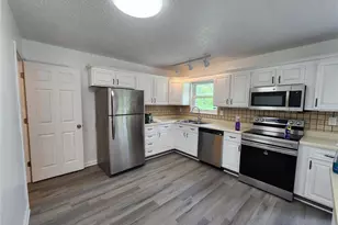 6300 Silver Fox Dr, Florissant, MO 63034 - Photo 11