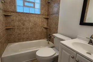 6300 Silver Fox Dr, Florissant, MO 63034 - Photo 9