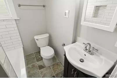 2230 Northbury Lane, Saint Louis, MO 63114 - Photo 17