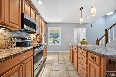 3034 Autumn Lakes Court, Maryland Heights, MO 63043 - Photo 7