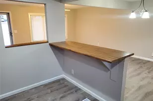 1574 Ville Angela Ln, Hazelwood, MO 63042 - Photo 5