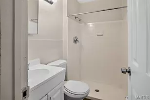 8441 Brotherton Ln, Saint Louis, MO 63135 - Photo 13