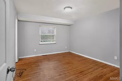 8441 Brotherton Lane, Saint Louis, MO 63135 - Photo 9