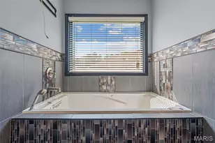 21 Meditation Way Ct, Saint Louis, MO 63031 - Photo 47