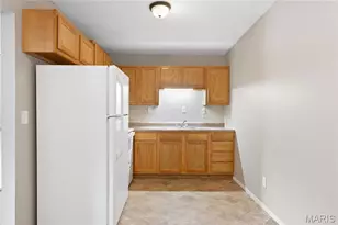 560 E Cherry St, Troy, MO 63379 - Photo 35