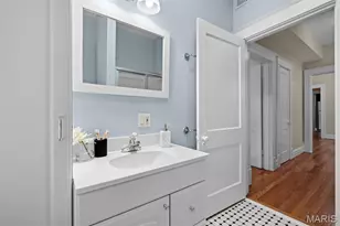6427 Clayton Rd, Saint Louis, MO 63117 - Photo 19
