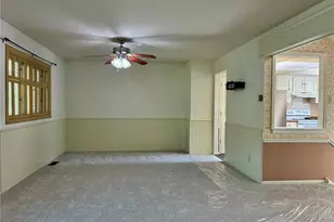 100 Conway Cove Dr, Chesterfield, MO 63017 - Photo 3