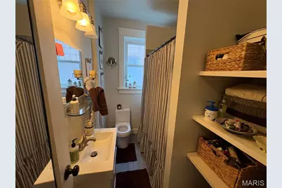 2116 Portis Avenue, Saint Louis, MO 63110 - Photo 13