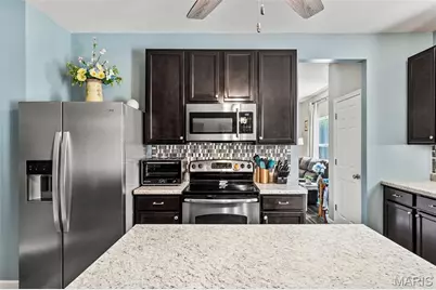 210 Flint Brook Drive, O'Fallon, MO 63366 - Photo 15