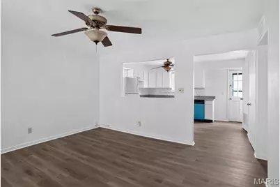 835 Lexington Park, Florissant, MO 63031 - Photo 5