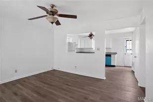 835 Lexington Park, Florissant, MO 63031 - Photo 5