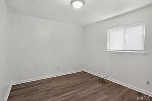 835 Lexington Park, Florissant, MO 63031 - Photo 9