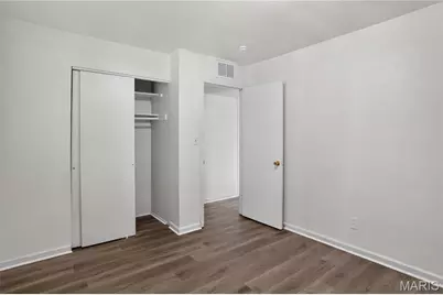 835 Lexington Park, Florissant, MO 63031 - Photo 13