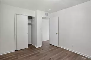 835 Lexington Park, Florissant, MO 63031 - Photo 13