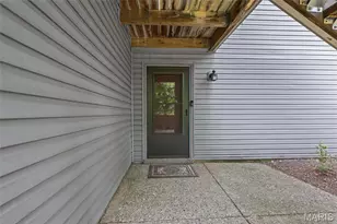 1333 Prospect Village Ln, Ballwin, MO 63021 - Photo 5