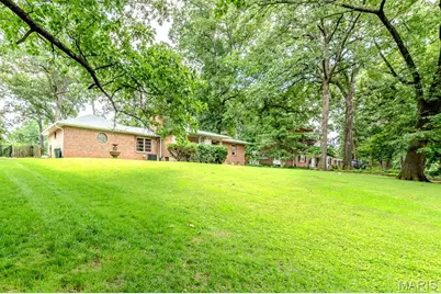 7425 Raleigh Drive, Saint Louis, MO 63123 - Photo 33