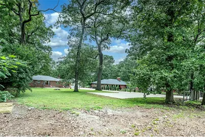 7425 Raleigh Drive, Saint Louis, MO 63123 - Photo 29