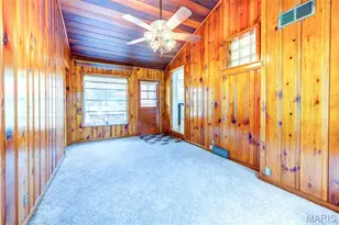 7425 Raleigh Dr, Saint Louis, MO 63123 - Photo 15