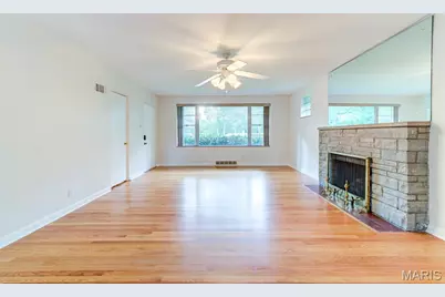 7425 Raleigh Drive, Saint Louis, MO 63123 - Photo 3