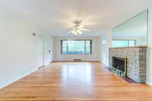 7425 Raleigh Dr, Saint Louis, MO 63123 - Photo 3