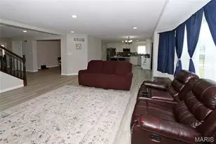 713 Palisades Dr, Saint Charles, MO 63301 - Photo 7