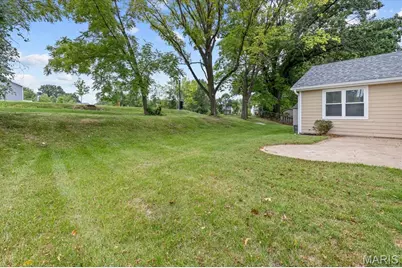 6 Shadow Creek Drive, Saint Charles, MO 63376 - Photo 25