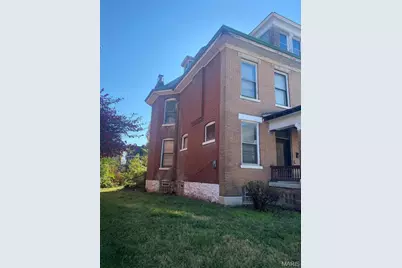 5038 Raymond Avenue, Saint Louis, MO 63113 - Photo 3
