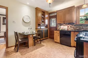 3951 Bowen St, Saint Louis, MO 63116 - Photo 13