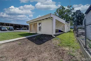 180 Harrison St, Florissant, MO 63031 - Photo 27