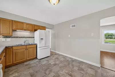 10304 Musick Avenue, Saint Louis, MO 63123 - Photo 17