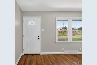 10304 Musick Avenue, Saint Louis, MO 63123 - Photo 9