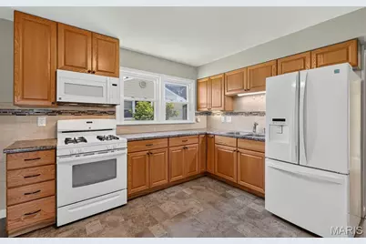 10304 Musick Avenue, Saint Louis, MO 63123 - Photo 19