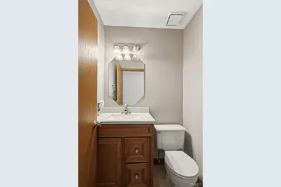 13112 Royal Pines Drive, Maryland Heights, MO 63146 - Photo 25