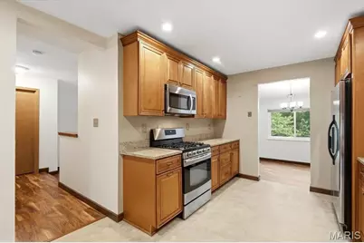 13112 Royal Pines Drive, Maryland Heights, MO 63146 - Photo 13