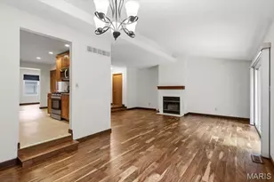 13112 Royal Pines Dr, Maryland Heights, MO 63146 - Photo 17