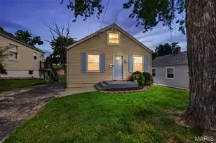 1015 S 6th St, Saint Charles, MO 63301 - Photo 1