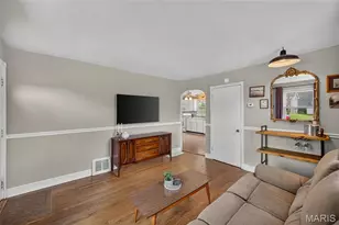 1015 S 6th St, Saint Charles, MO 63301 - Photo 7