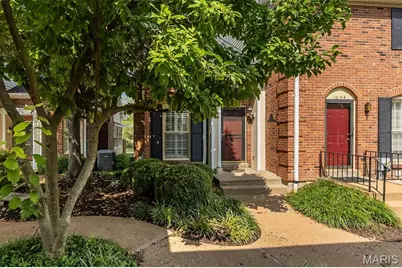 1042 Brooksgate Manor Drive, Saint Louis, MO 63122 - Photo 1