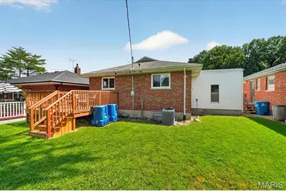 6623 Kenwood Drive, Saint Louis, MO 63121 - Photo 19